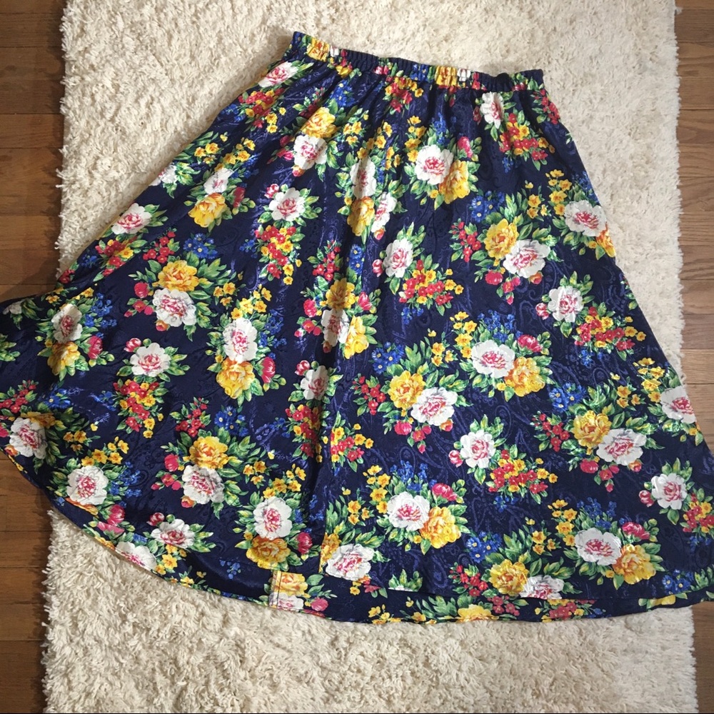 Vintage Leslie Fay Navy Floral Circle Midi Skirt
